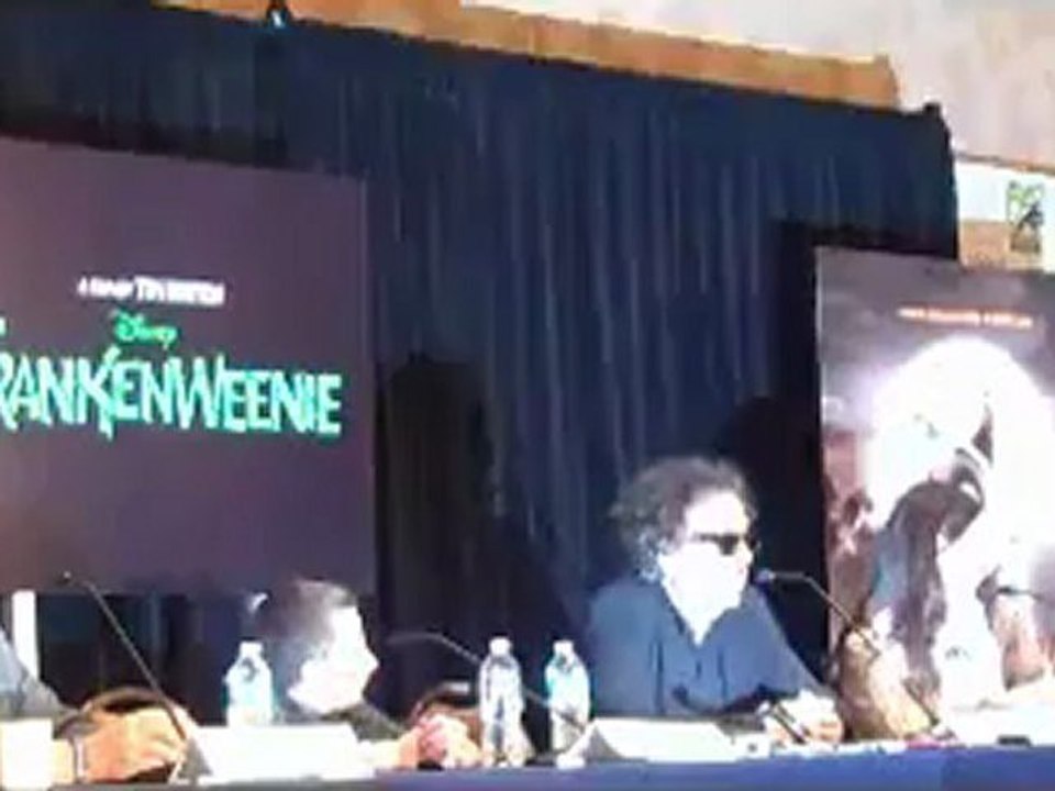 Comic Con   Press Conference with Tim Burton