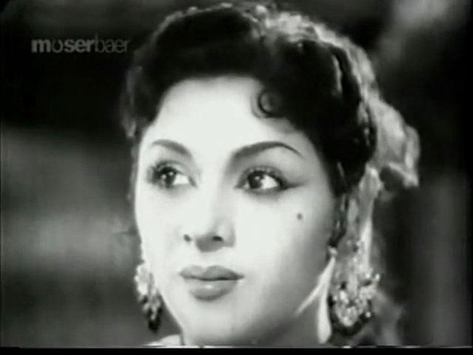 Sivaji Ganesan & Padmini - Pachchai Kilipaaduthu - Amara Deepam - Tamil Classic Song