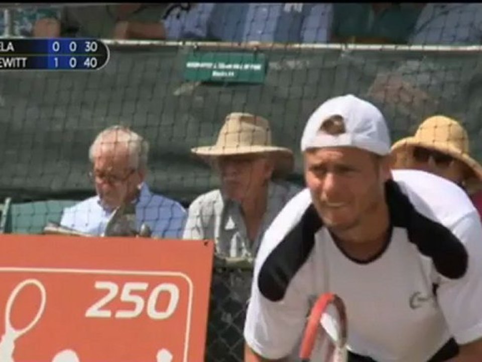 Newport: Wildcard-Hewitt marschiert