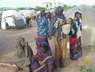 معاناة النازحين الصوماليين  مع بداية شهر رمضان