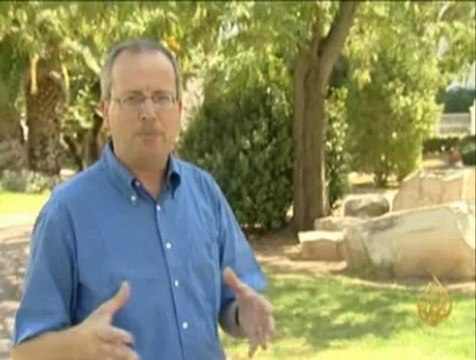 مشاورات أحزاب تونسية لتكوين تكتلات سياسية