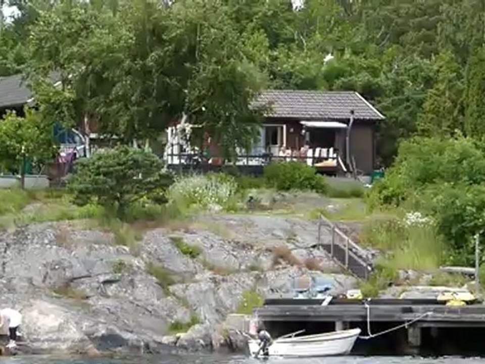 16-05-07-12- petit village sur une ile