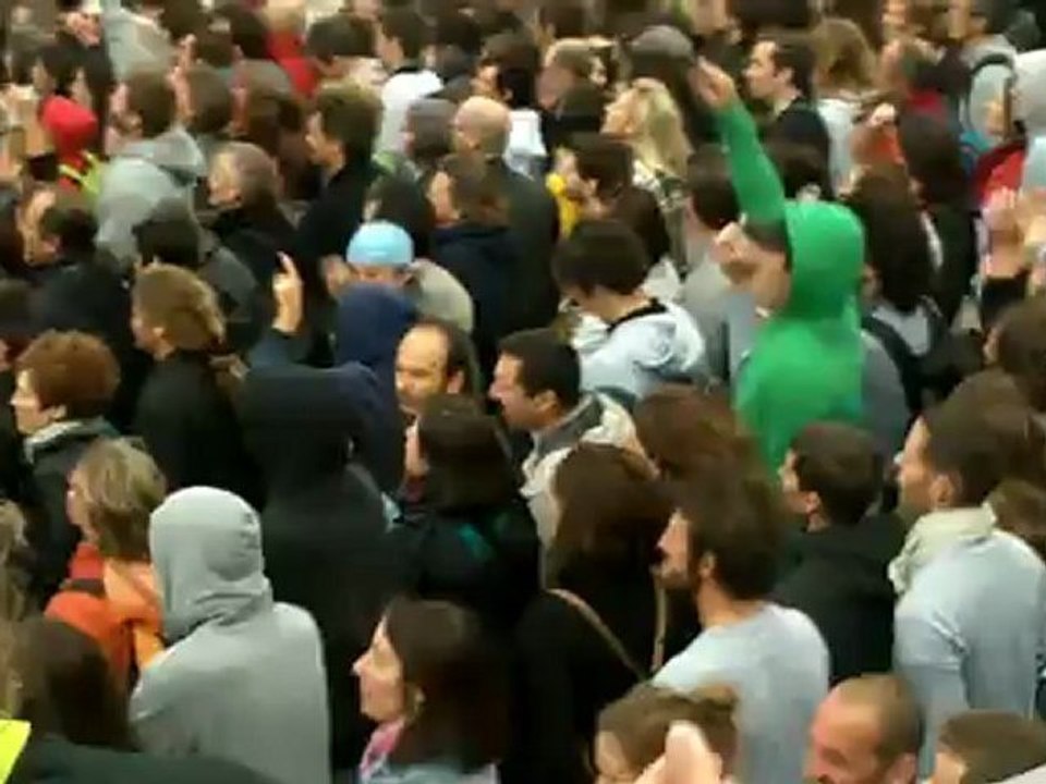 Francofolies 2012 - Jour 2 | Dionysos "Song For Jedi"