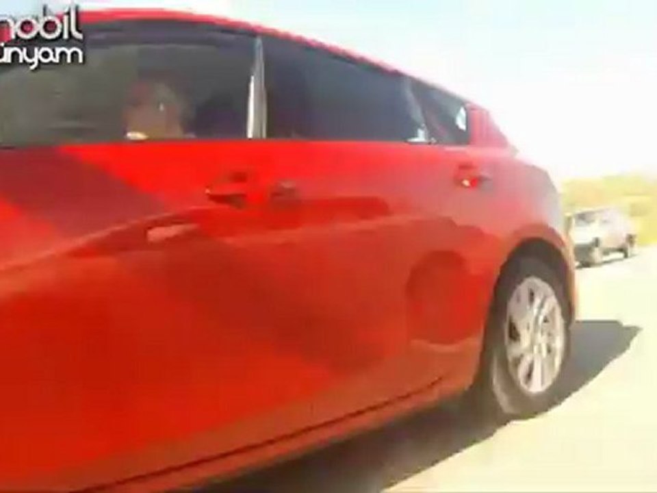 Mazda 3 Testi