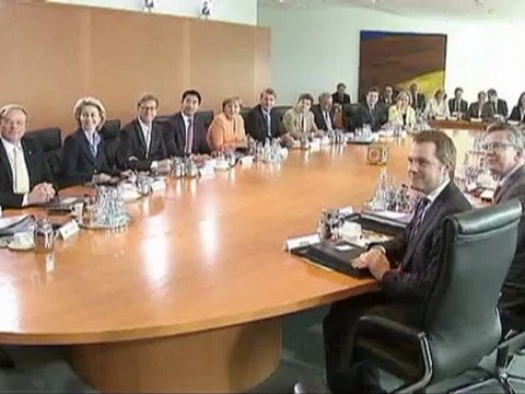 Merkel supports circumcision as a right