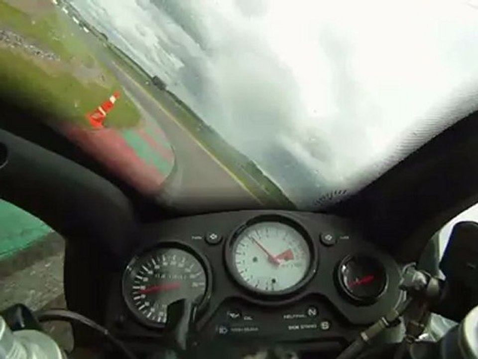 Circuit de Mettet - Dernier Run de la journée en Cbr 600f 98' lors du Honda Day ce 08-07-2012 - Groupe Rouge