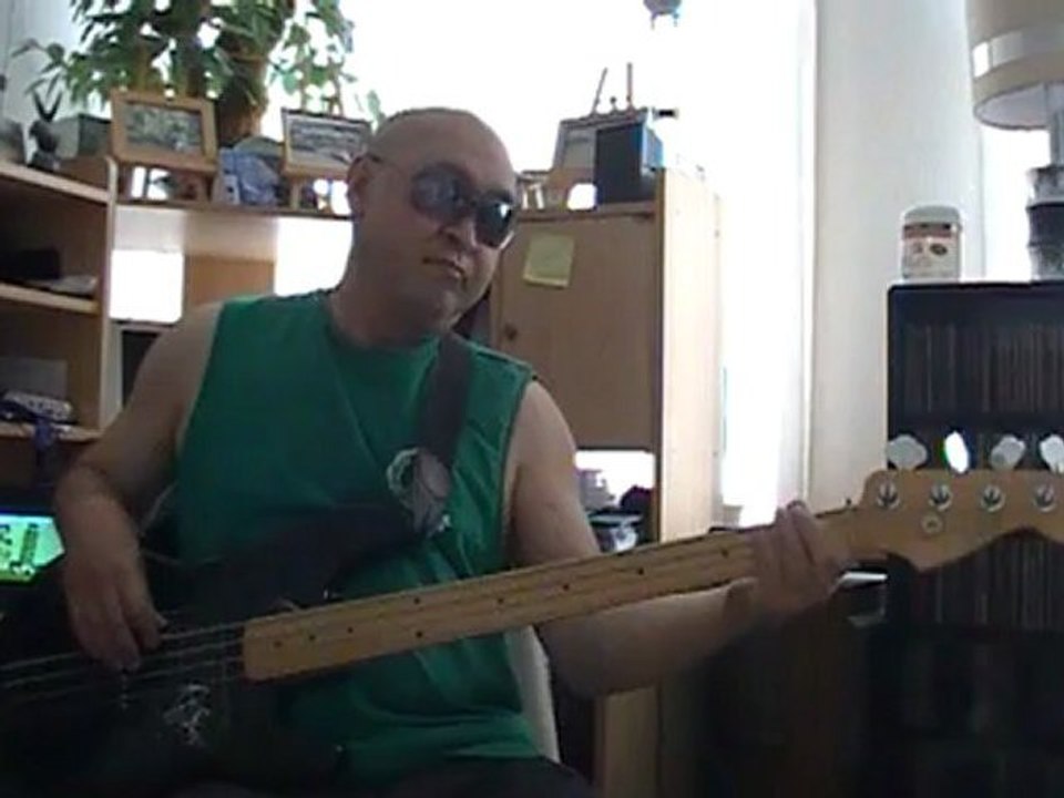 123 Gloria Estefan & Miami Sound Machine basscover Bob Roha