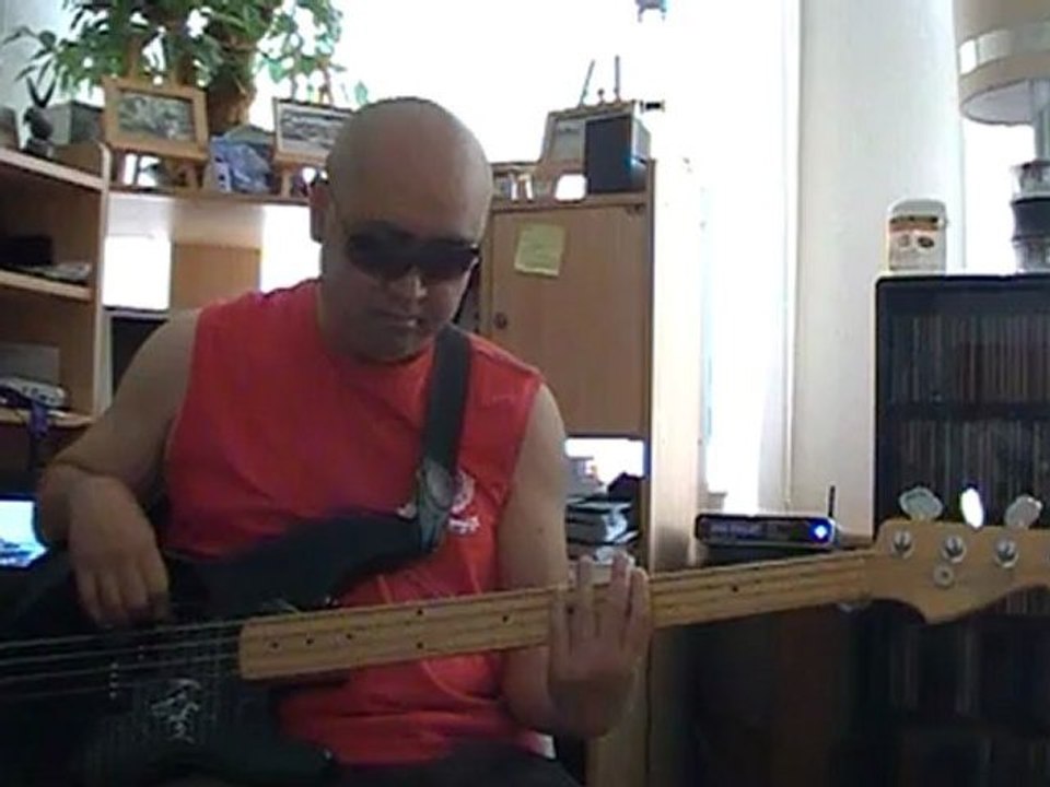 Mas que nada Brazilian Samba Al Jarreau basscover Bob Roha