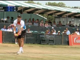 Isner super Van der Merwe - USA, quarti