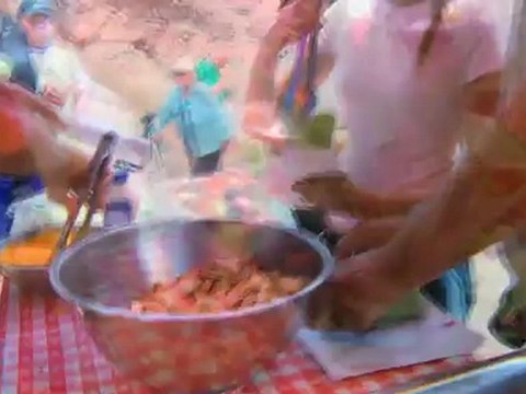 Mother Daughter Bonding on a Cataract Canyon Rafting Trip