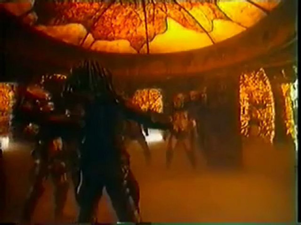 Predator 2 - Sexy and I know it