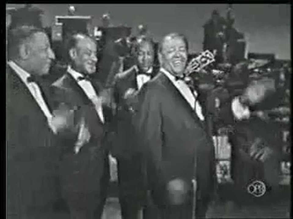 The Mills Brothers Paper Doll Vídeo Dailymotion