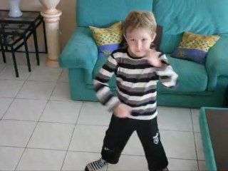 Jordan danse sur LMFAO