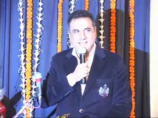 Boman & Rajpal Yadav Support Cancer Petiants-01