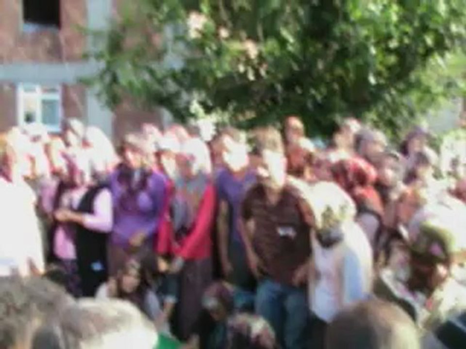 HALLI 17.YAŞINDA.MURAT TÖNEN CENAZE.3