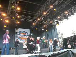 CIMG6446  mirande 2012 avec les " walker texas ranger"