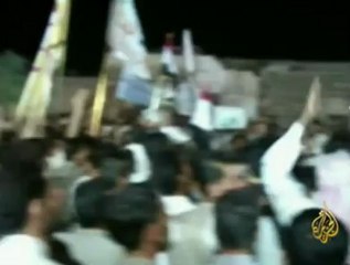 الجيش السوري يداهم القرى الحدودية مع تركيا