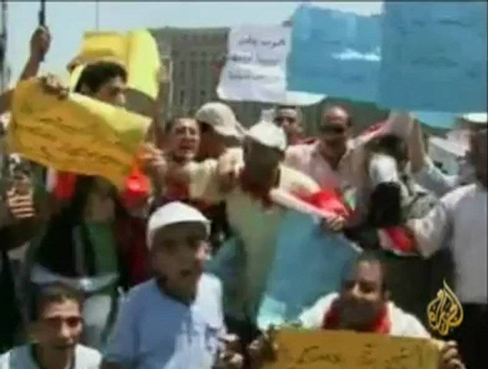 وقف تراخيص القنوات الفضائية مؤقتا في مصر