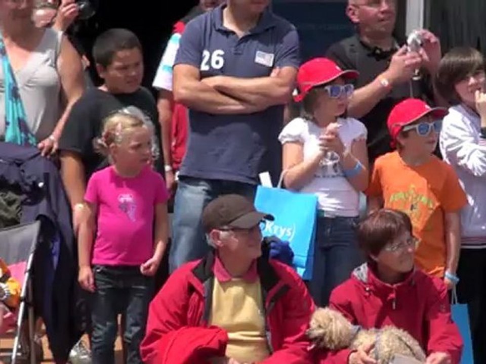 Hélitreuillage aux Tonnerres de Brest