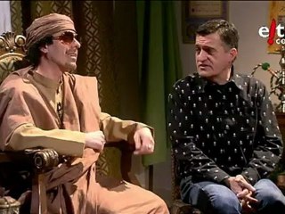 Vaya Semanita entrevista a Gadafi con el Gran Wyoming de traductor