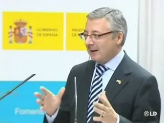 Blanco compara los planes de estímulo económico de España y EE.UU.