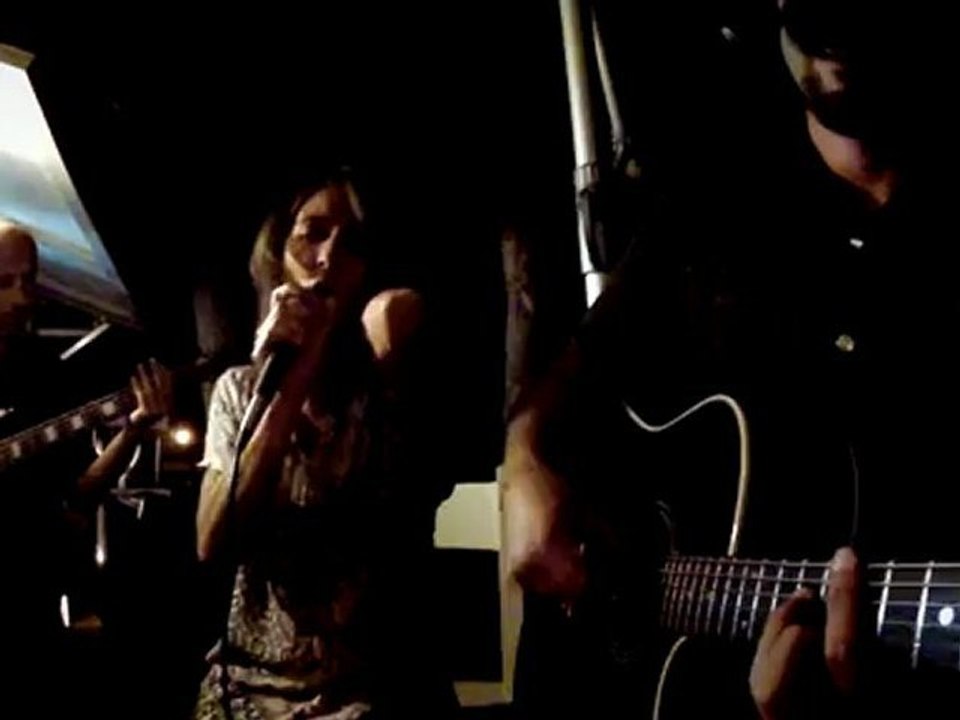 Au p'tit bonheur J'veux du soleil Acoustique U Spuntinu Campomoro Corse le Sergent & Cécile Deste