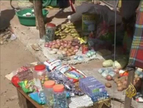 تجارة بسيطة داخل مخيمات النازحين بمقديشو