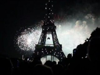 Feu d'artifice du 14 juillet 2012 a la Tour Eiffel ...