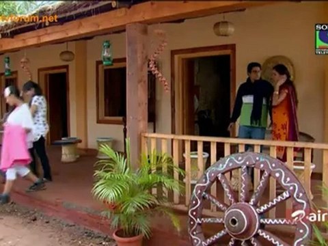 Parvarish Kuch Khatti Kuch Meethi 16th July 2012 Video Watch Pt1