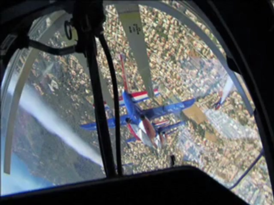 Hommage_de_la_Patrouille_de_France_Asterix_LM