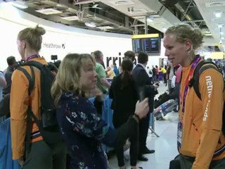 Delegações chegam a Londres