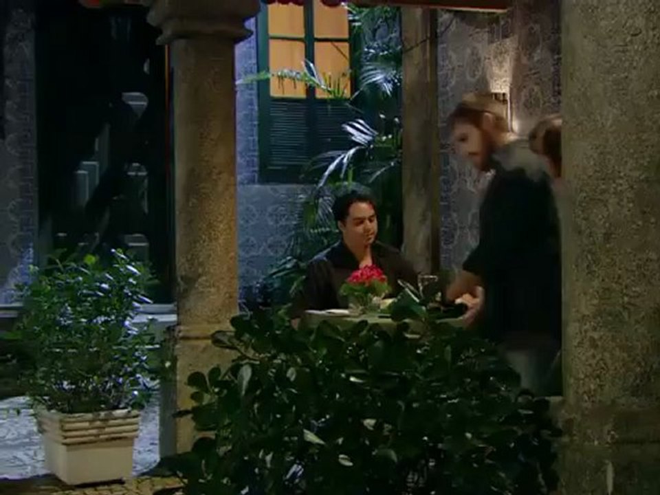 Tomás descobre que Cristal não está grávida