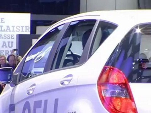 PARIS AUTOSALON 2010: MERCEDES