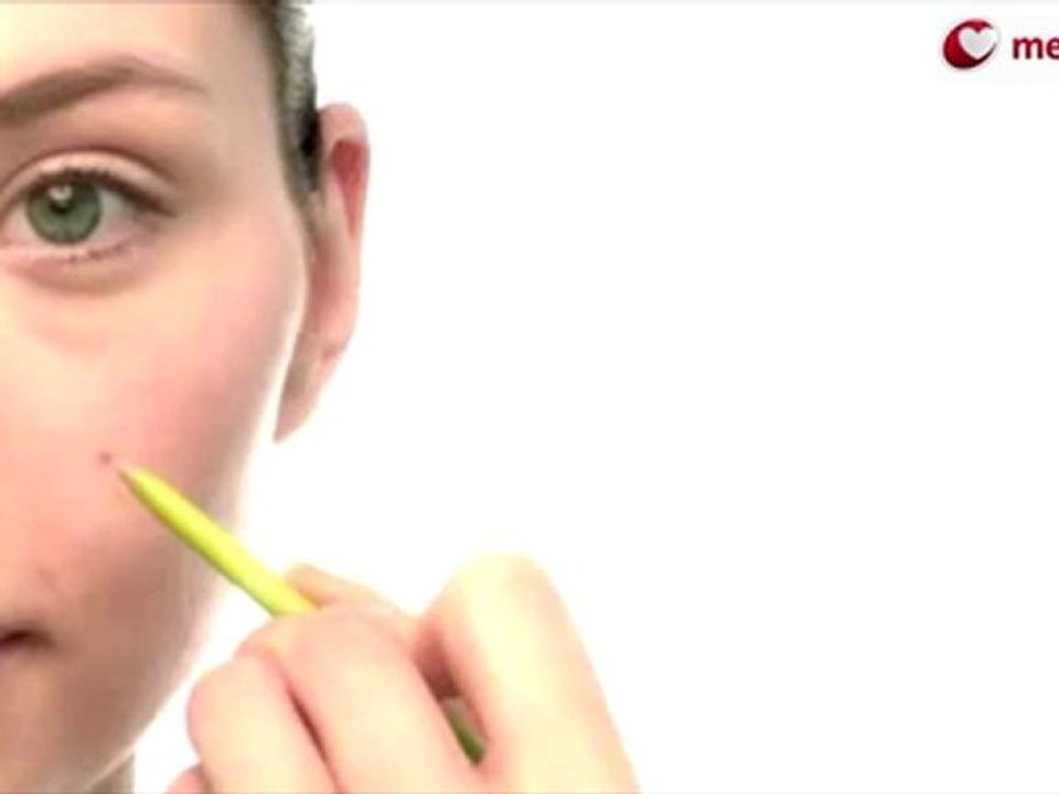 Der Abdeckstift von Vichy deckt Hautunreinheiten perfekt ab – für einfach schönere Haut