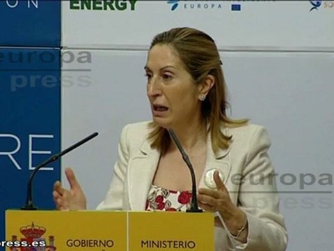 Ana Pastor apuesta por el futuro de Renfe