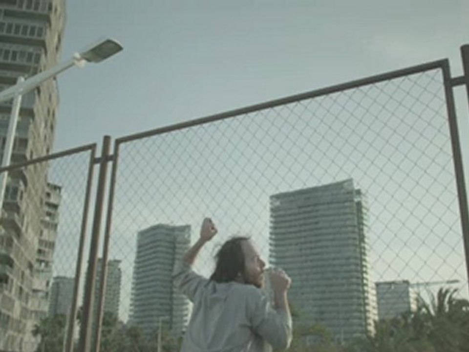 DECATHLON OXELO - HUGS, DIRECTED BY NAN
