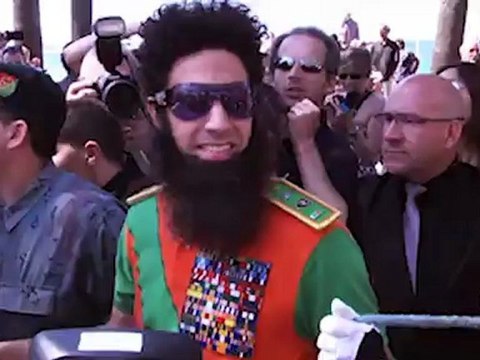 Sacha Baron Cohen provoque une émeute sur la Croisette