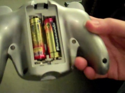 CGRundertow WAVEBIRD WIRELESS CONTROLLER for Nintendo Gamecube Video Game Hardware Review