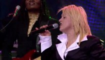 Cyndi Lauper - Girls Just Want To Have Fun (LIVE)