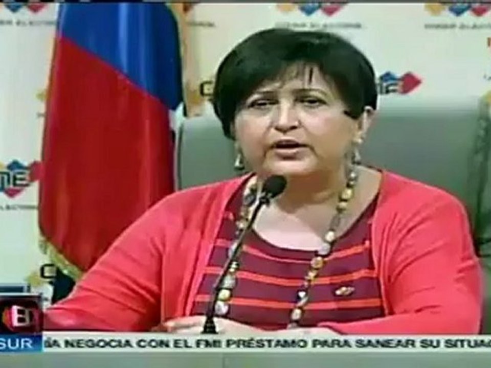 Candidatos venezolanos firman acuerdo ante CNE