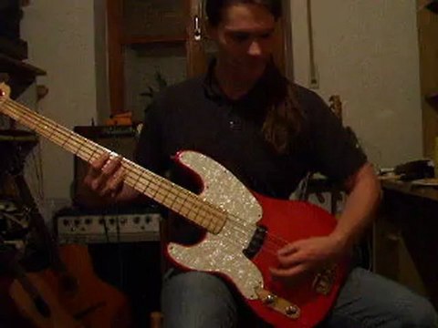 Bass Solo with my selfmade lefthand Tele Bass with 51 Alnico Fat Barfuss Pickup