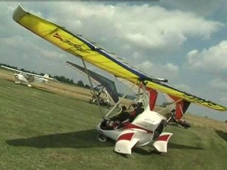 Aérodrome ULM d'Aron (Mayenne) en juillet 2011