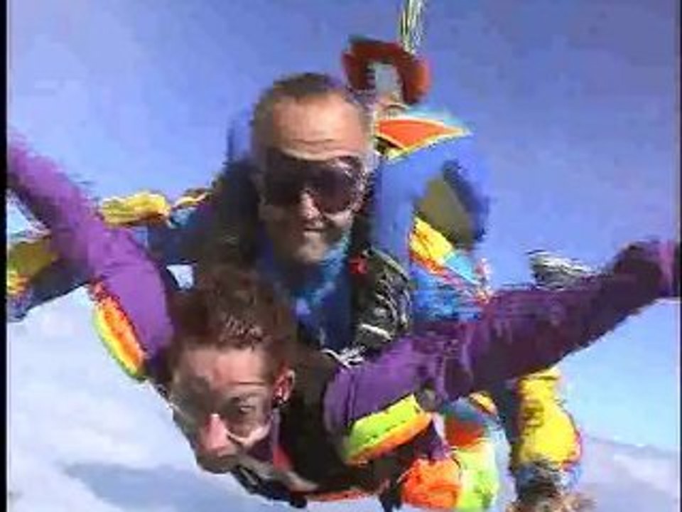 saut para Mike
