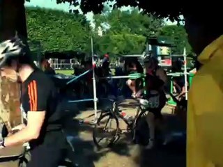 Triathlètes contre le cancer  TRIATHLON 2012