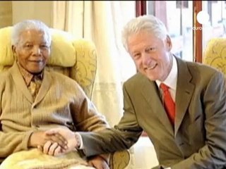 Mandela festeggia 94 anni, auguri da tutto il mondo