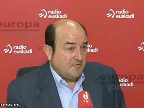 Ortuzar: López ha cedido pronto a los recortes