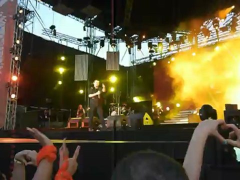 07 Temmuz 2012 - Emre Aydın İstanbul Fanta Gençlik Festivali / Alıştım Susmaya