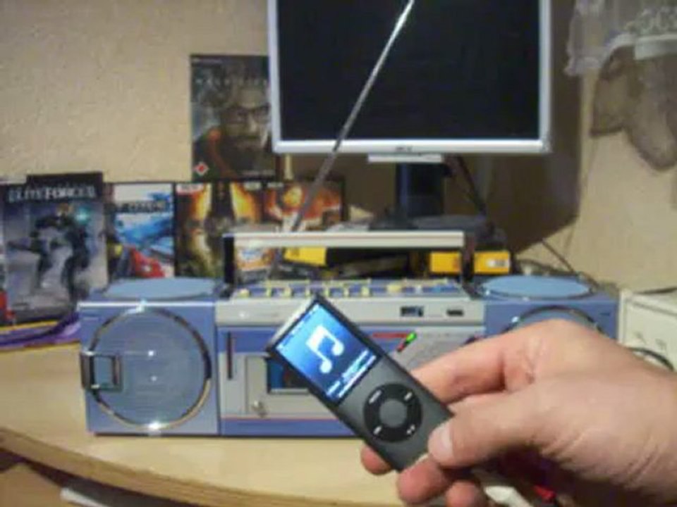 Sanyo Mini Boombox M7740L klingt gar nicht so schlecht Baujahr 1982