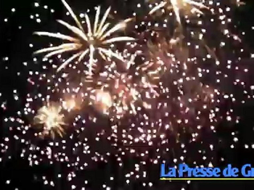 14-Juillet à Gray : des flamants roses dans le ciel