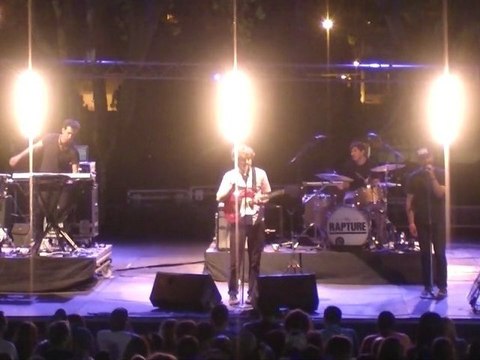 Le trio new-yorkais The Rapture a conquis le public d'André Chénier mercredi soir à Carcassonne.
